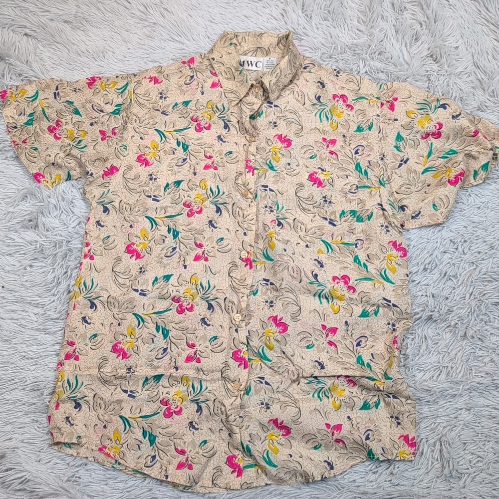 Vintage MWC Shirt Womens S Biege‎ Silk Top Button Up Comfort Casual Floral